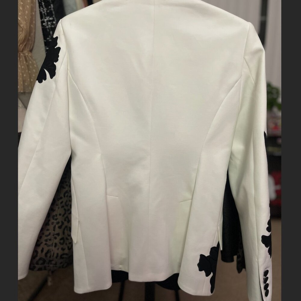 White House Black Market- Tuxedo Editor Applique Blazer - Picture 2 of 2